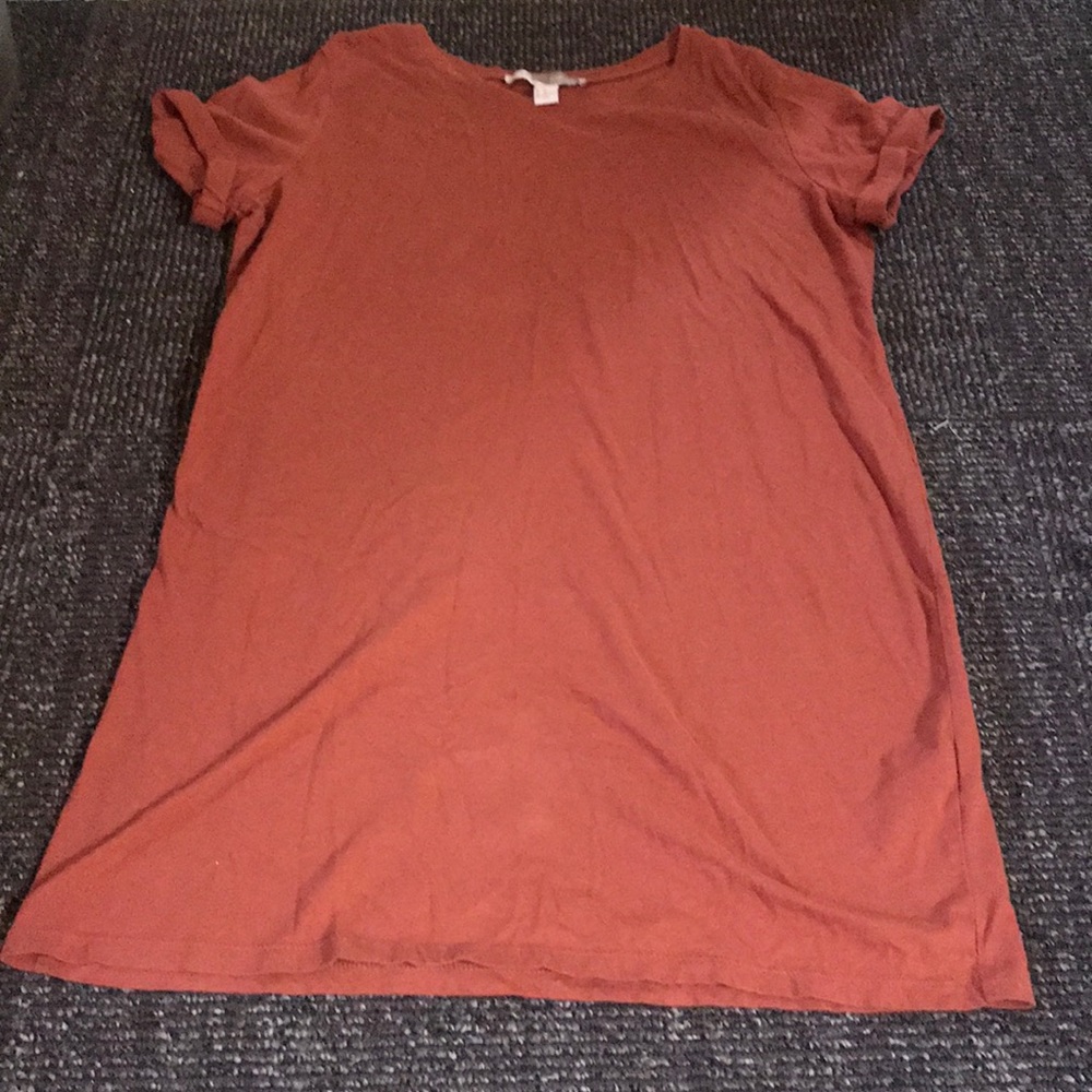 Forever 21 T-Shirt